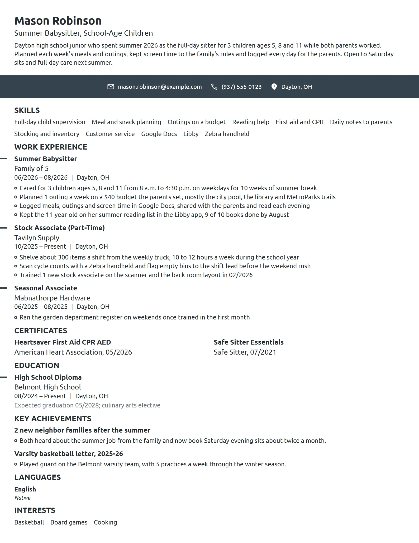 Summer Babysitter resume example