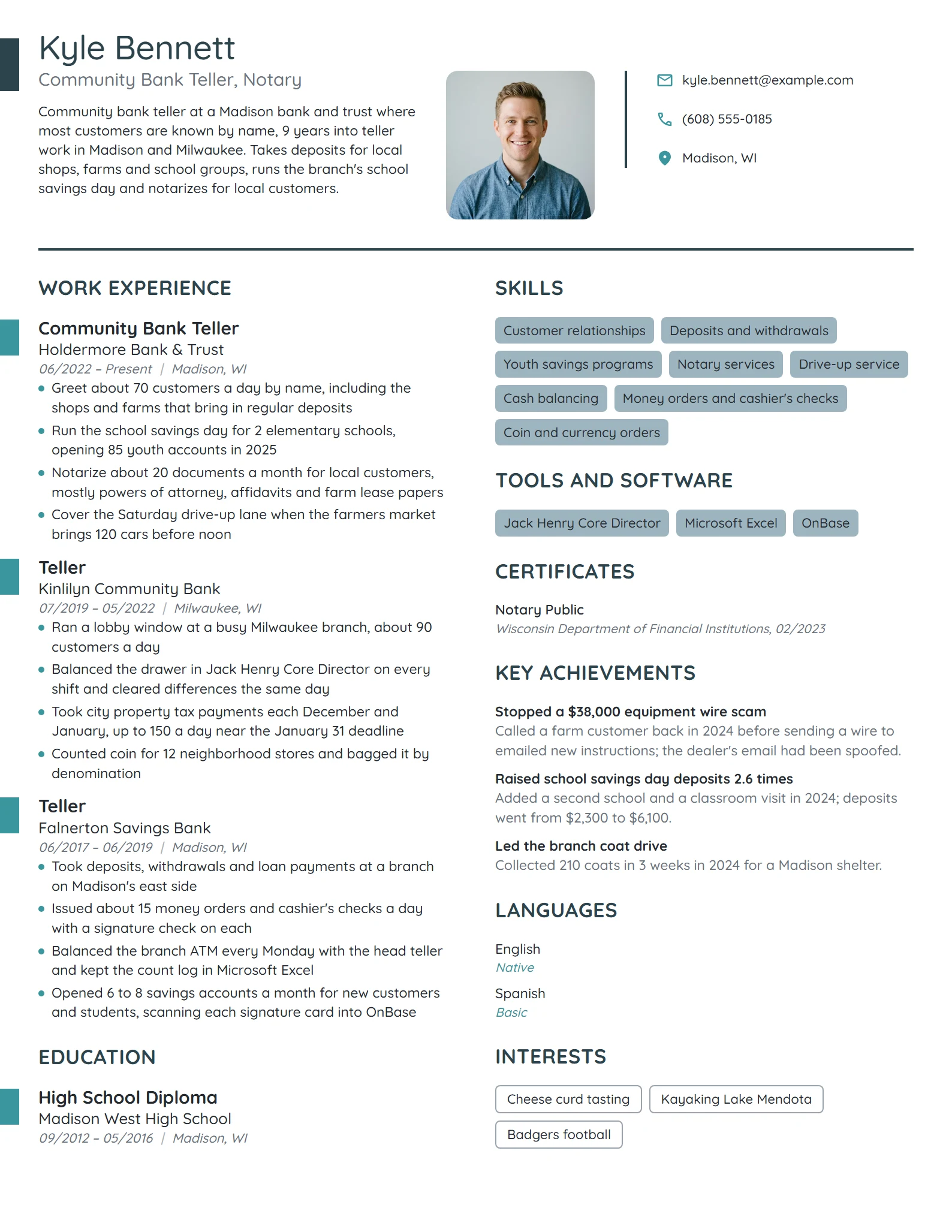 Community Bank Teller resume example
