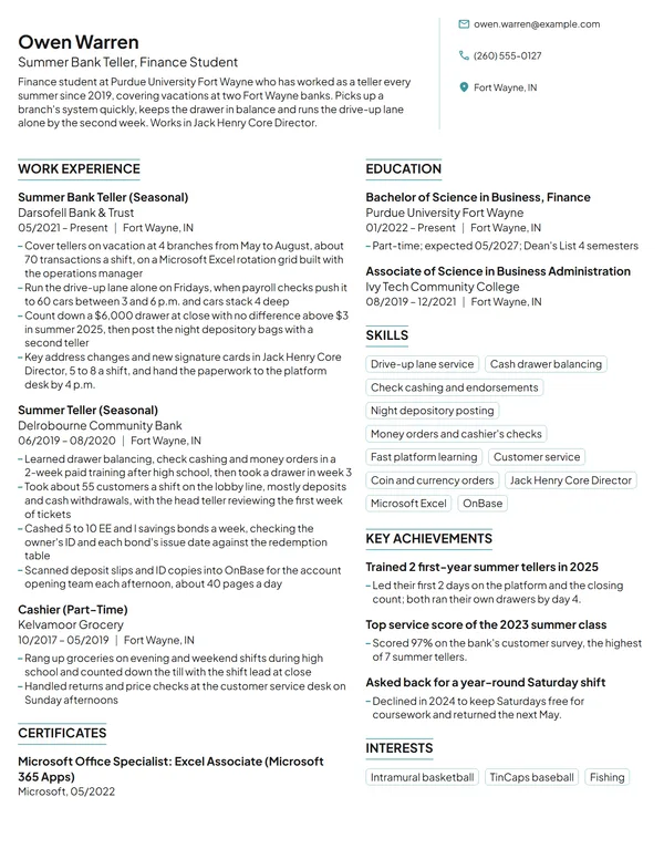Summer Bank Teller resume example