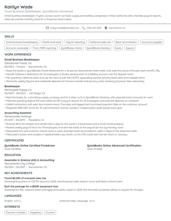 Small Business Bookkeeper resume example