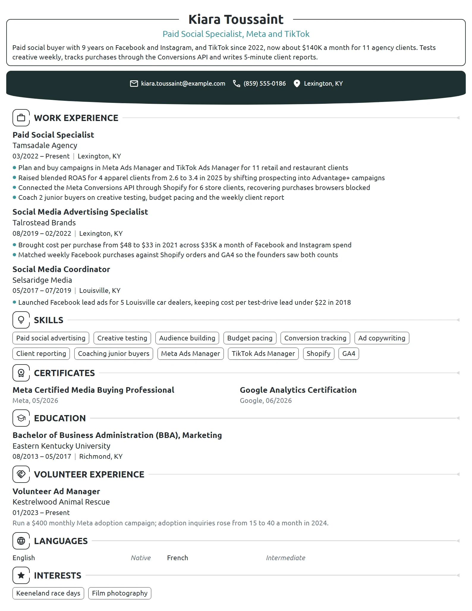 Paid Social Specialist resume example