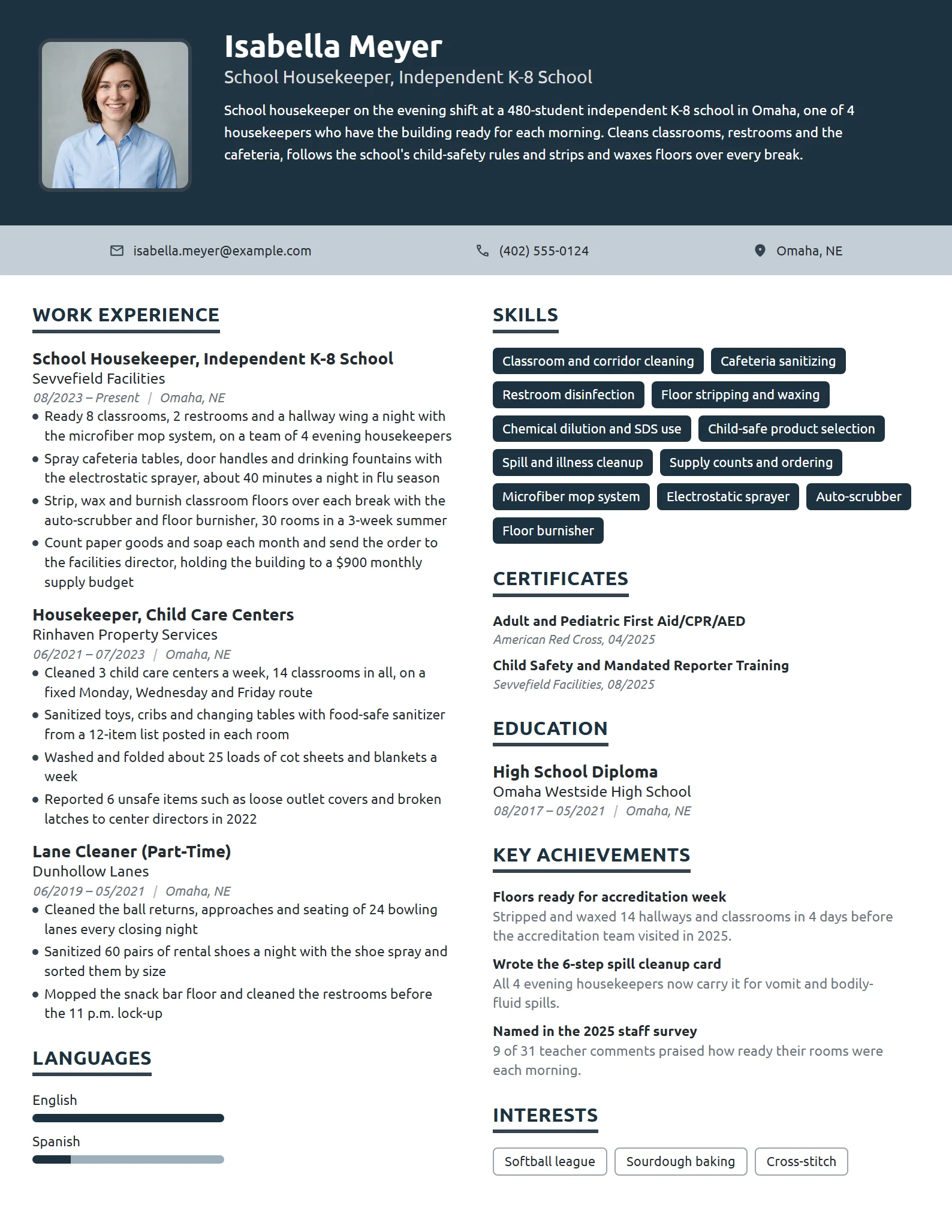 School Housekeeper resume example