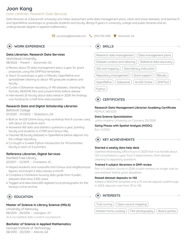 Data Librarian resume example