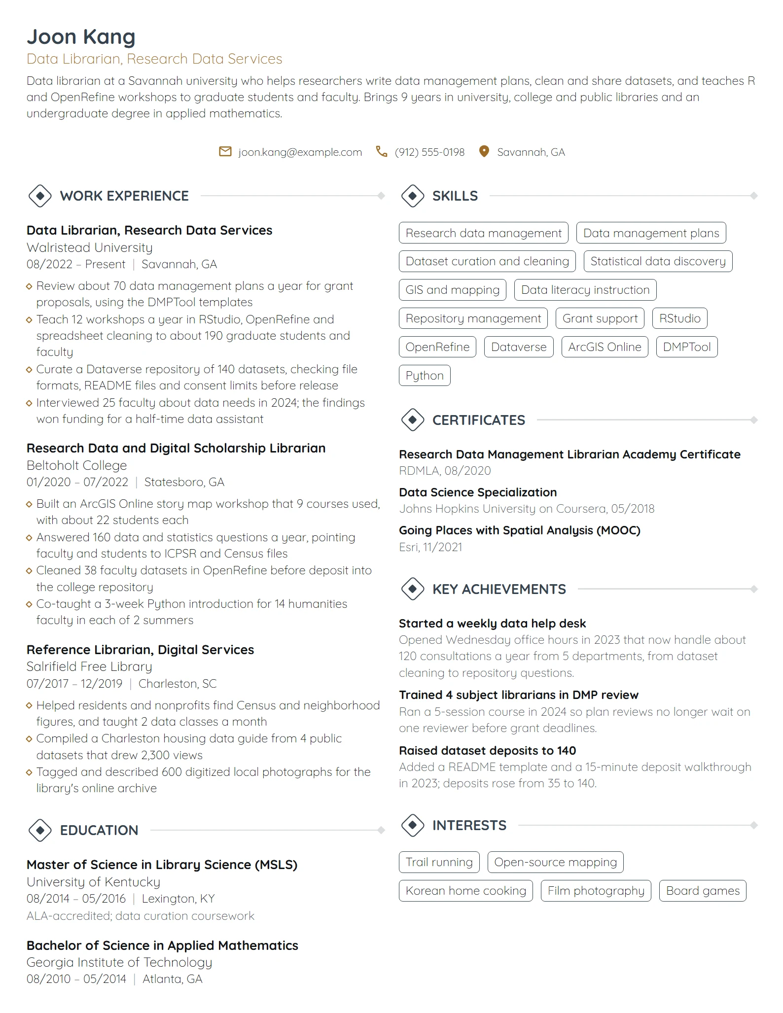 Data Librarian resume example