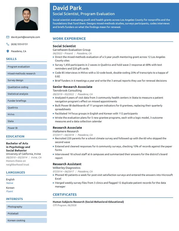 Social Scientist resume example