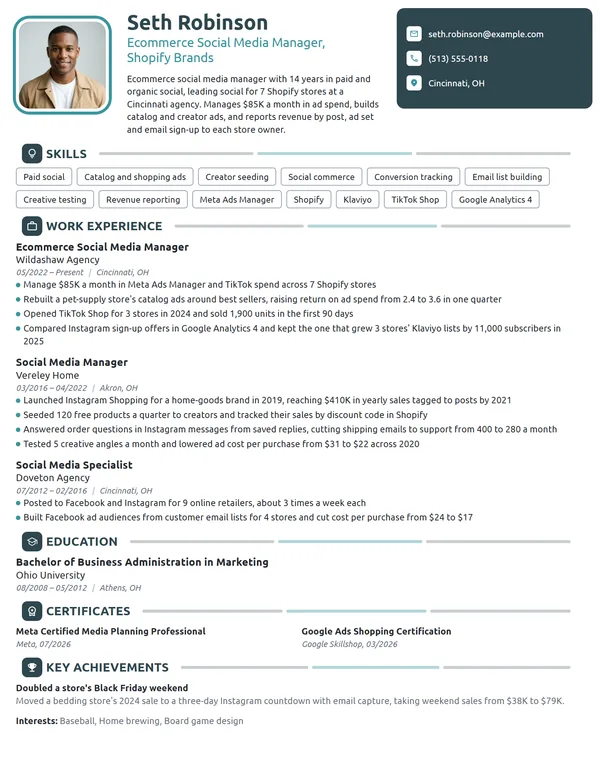 Ecommerce Social Media Manager resume example