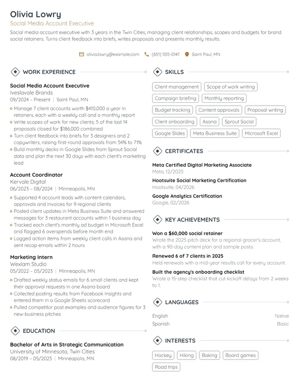 Social Media Account Executive resume example