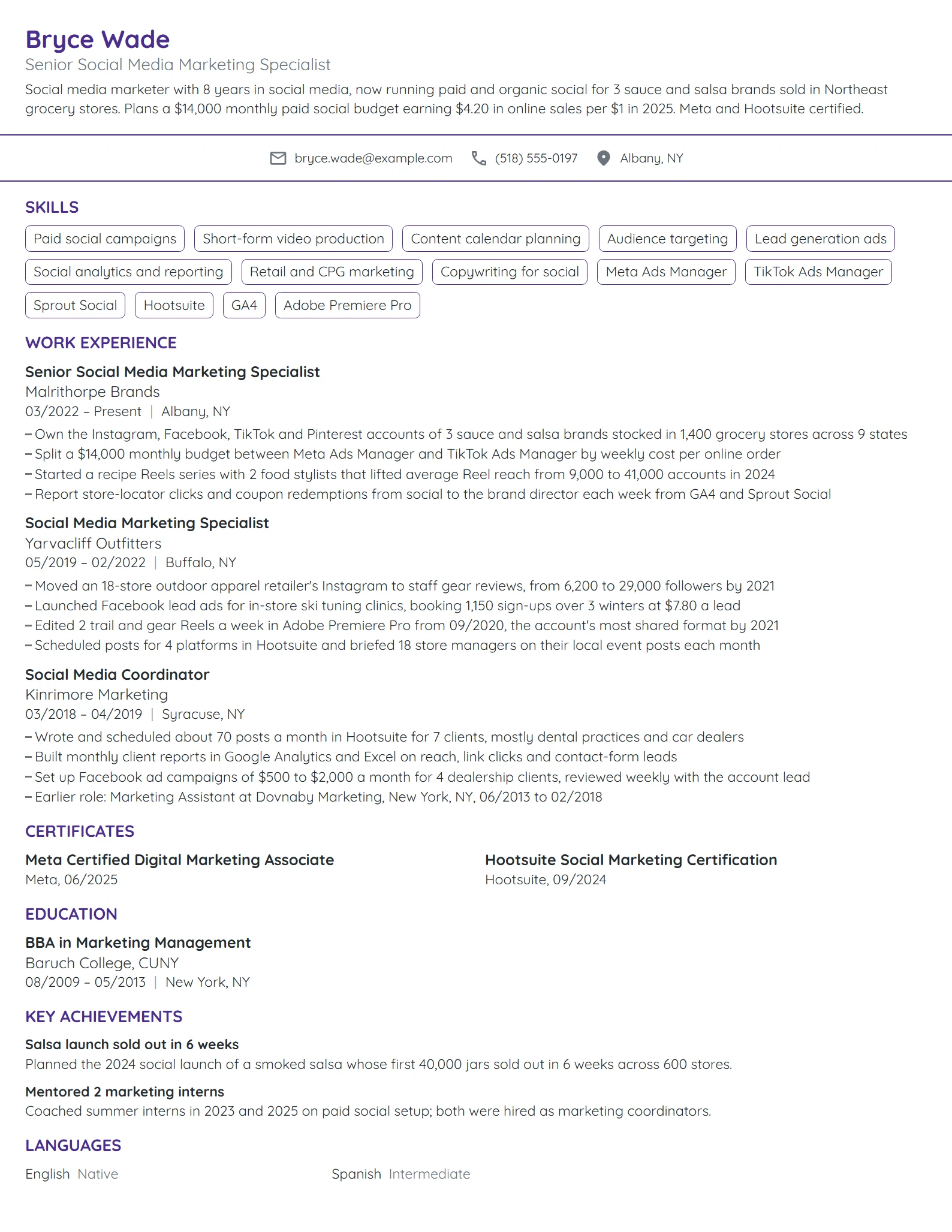 Social Media Marketing resume example