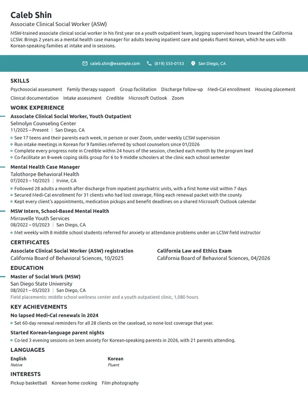 Entry-Level Social Worker resume example