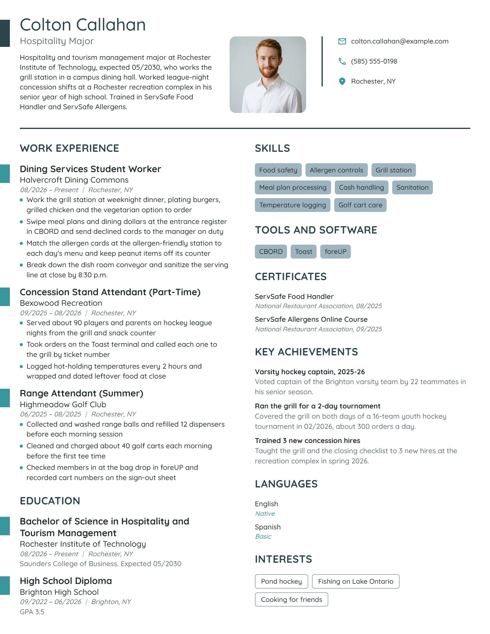 Dining Services Student Worker resume example