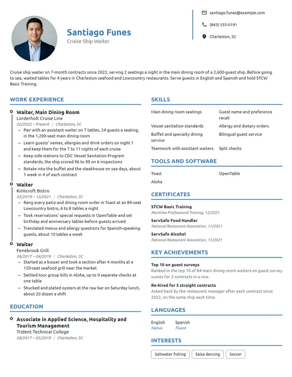 Cruise Ship Waiter resume example